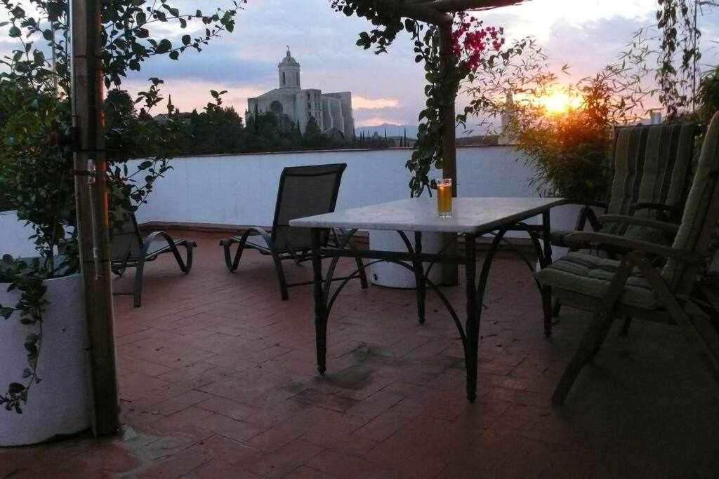 Apartamento Con Increibles Vistas Y Terraza Girona Esterno foto