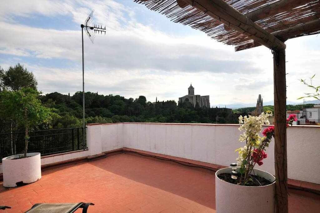 Apartamento Con Increibles Vistas Y Terraza Girona Esterno foto