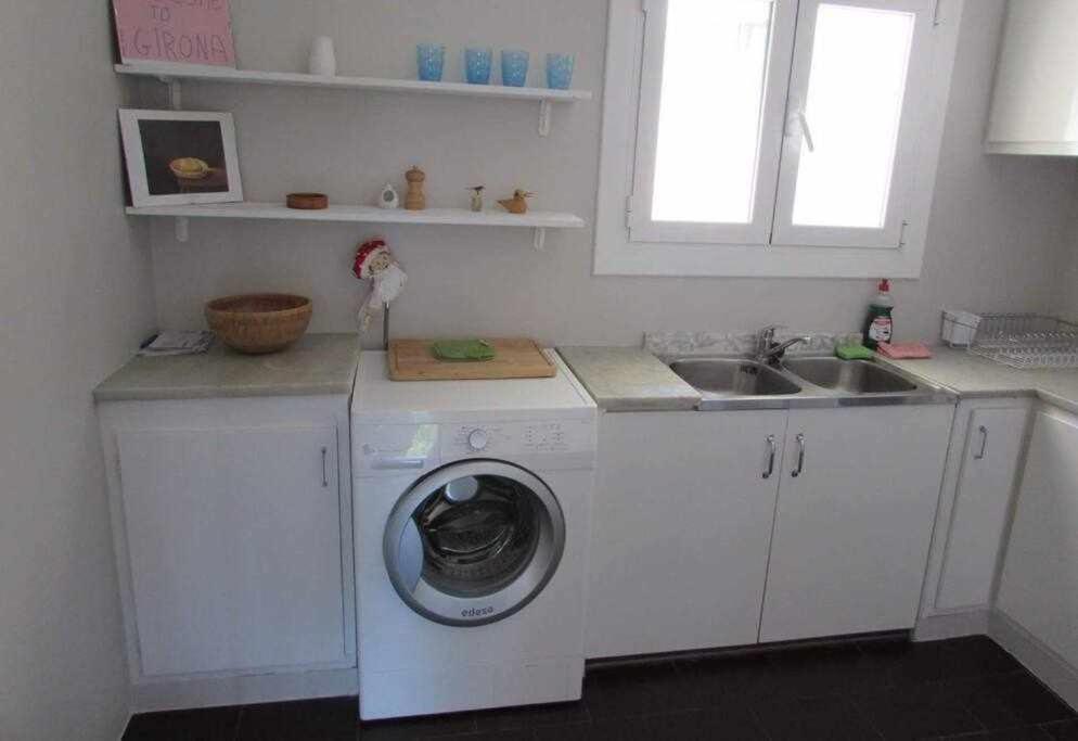 Apartamento Con Increibles Vistas Y Terraza Girona Esterno foto